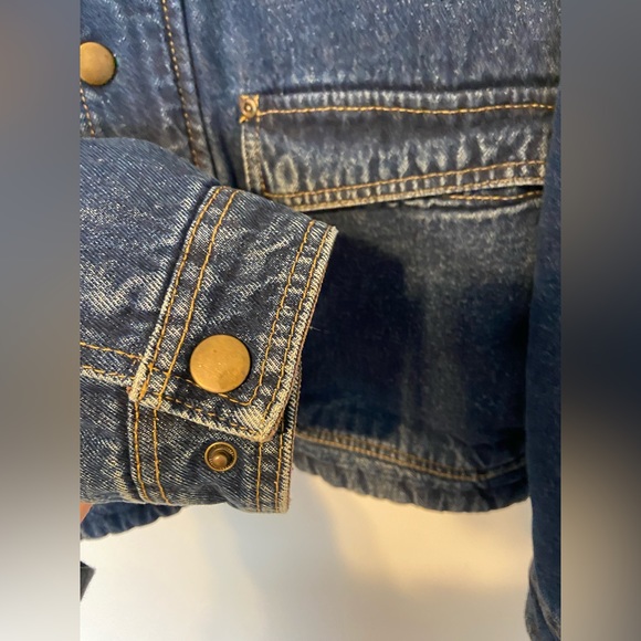 Vintage Wrangler Corduroy Neck Denim Coat Mens Pockets Sherpa Lined
Size Small - Picture 5 of 9